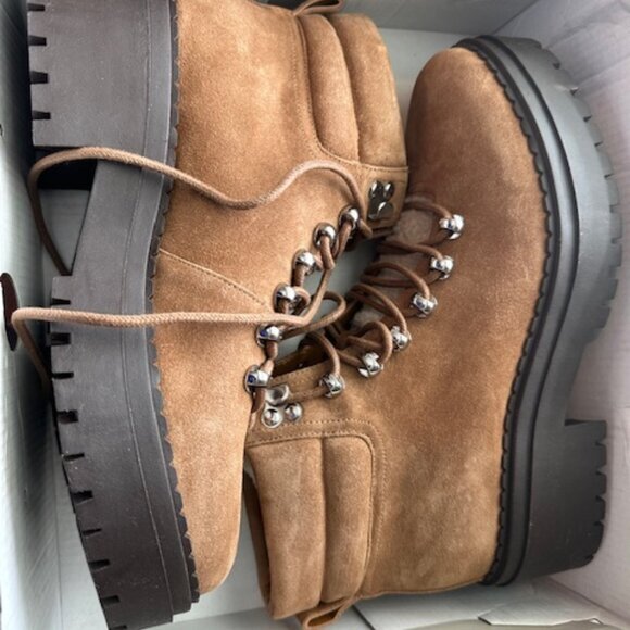 MARC FISHER LTD NAIRY NWOT TAN HIKING BOOTS. SZ 7M. - Picture 1 of 7